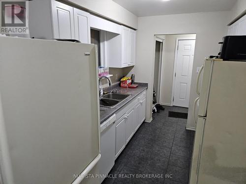 963 PROSPERITY COURT , London East (East D), Ontario N5V 5C7 5