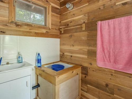 207 Middle Fork Road, Sherbrooke Lake, NS 
