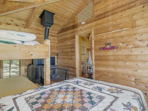 207 Middle Fork Road, Sherbrooke Lake, NS 