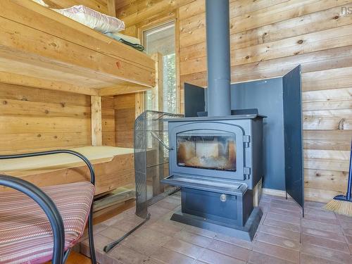 207 Middle Fork Road, Sherbrooke Lake, NS 