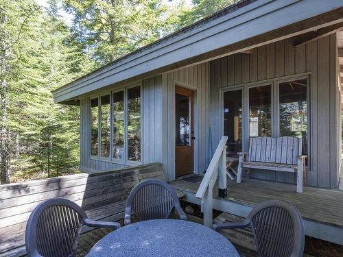 207 Middle Fork Road, Sherbrooke Lake, NS 