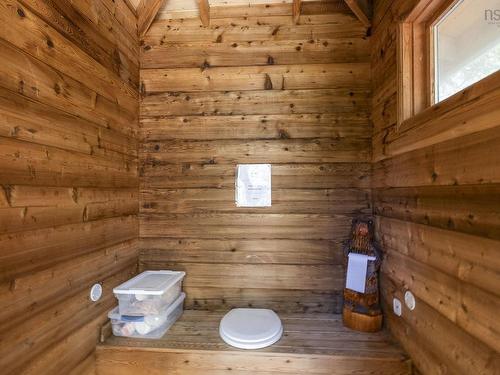 207 Middle Fork Road, Sherbrooke Lake, NS 