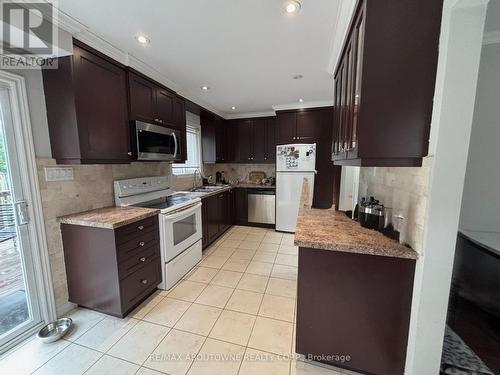3072 Patrick Crescent, Mississauga, ON 