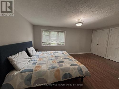 3072 Patrick Crescent, Mississauga, ON 
