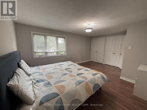 3072 Patrick Crescent, Mississauga, ON 