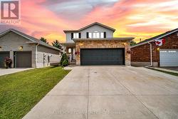 27 FRASERWOOD COURT  Cambridge, ON N1S 5B6