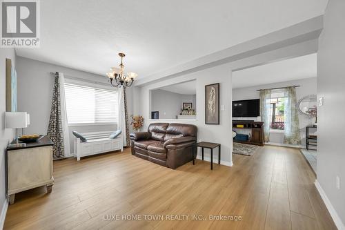 27 Fraserwood Court, Cambridge, ON 