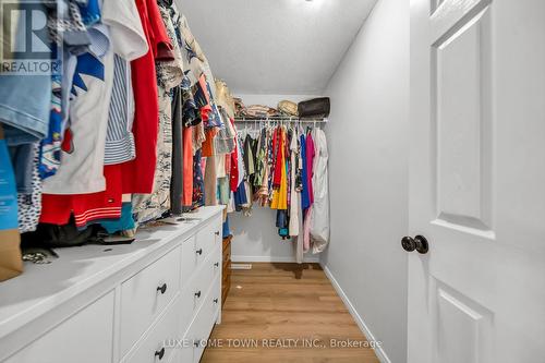 27 Fraserwood Court, Cambridge, ON 
