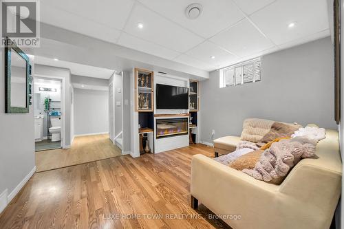 27 Fraserwood Court, Cambridge, ON 