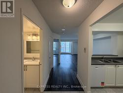 2201 - 18 HILLCREST AVENUE  Toronto, ON M2N 6T5