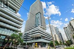 3303 - 161 ROEHAMPTON AVENUE  Toronto, ON M4P 0C8