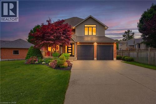 9 Burnside Drive, Ayr, ON 