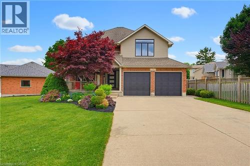 9 Burnside Drive, Ayr, ON 