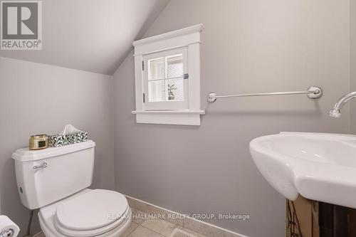 2-PC En-Suite in Primary Bed - 94 Marlborough Avenue, Ottawa, ON 