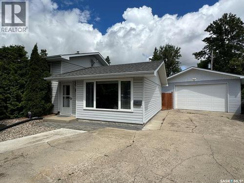 19 Sampson Place, Regina, SK 