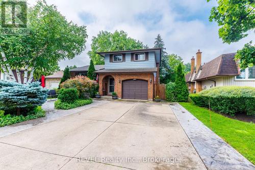 14 SHETLAND CRESCENT  St. Catharines (E. Chester), ON L2P 3P7