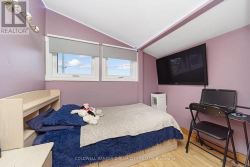 39 Reid Avenue N, Hamilton, ON 
