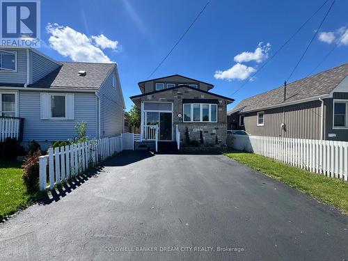 39 Reid Avenue N, Hamilton, ON 