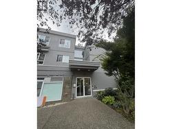 302 688 E 56TH AVENUE  Vancouver, BC V5X 1R7