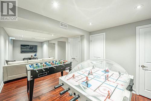 298 Fredericksburg Court, Mississauga, ON 