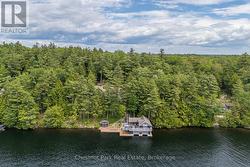 1077 HAMILLS POINT ROAD  Muskoka Lakes (Medora), ON P0B 1J0