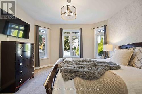 16 Cody Avenue, Whitby, ON 