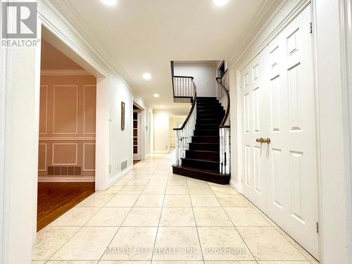 52 PRINCE EDWARD BOULEVARD , Markham, Ontario L3T 7E9 2