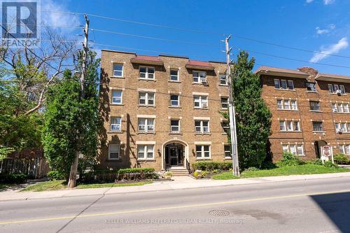 407 - 114 VAUGHAN ROAD  Toronto, ON M6C 2M1