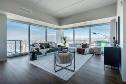 3903 300 MAIN Street  Winnipeg, MB R3C 1E1