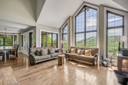 Living Room - 17 Ch. Blanc, Stoneham-Et-Tewkesbury, QC - Indoor Photo Showing Living Room