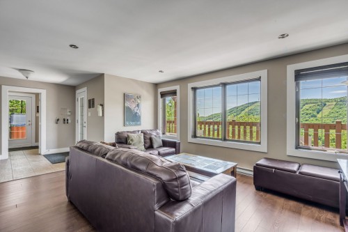 Den - 17 Ch. Blanc, Stoneham-Et-Tewkesbury, QC - Indoor Photo Showing Living Room