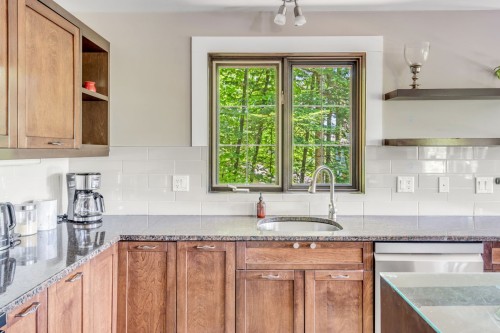 Kitchen - 17 Ch. Blanc, Stoneham-Et-Tewkesbury, QC - Indoor Photo Showing Kitchen With Upgraded Kitchen