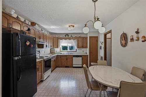 8 Poplar Bay, Stonewall, MB 
