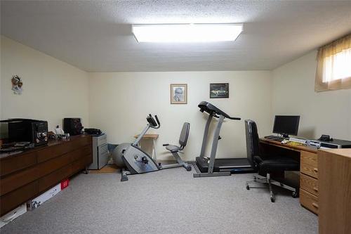 8 Poplar Bay, Stonewall, MB 