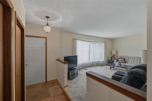 8 Poplar Bay, Stonewall, MB 