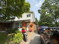 3346 CHOKECHERRY CRESCENT  Mississauga, ON L5L 1A9