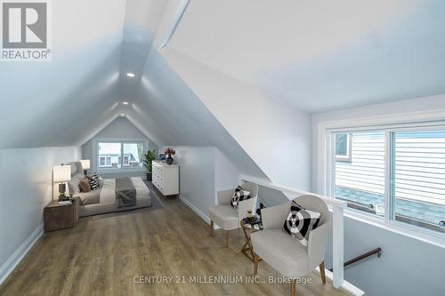 242 Balmoral Avenue N, Hamilton, ON 