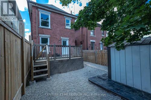 242 Balmoral Avenue N, Hamilton, ON 