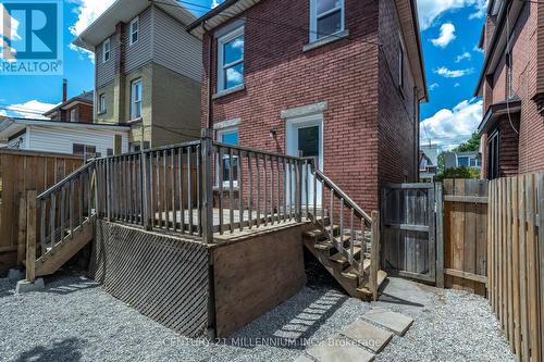 242 Balmoral Avenue N, Hamilton, ON 