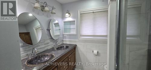 222 Sixth Avenue, Kitchener, ON 