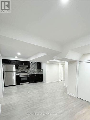 27 BROWNSBERGER ROAD , Whitchurch-Stouffville, Ontario L4A 4P6 4