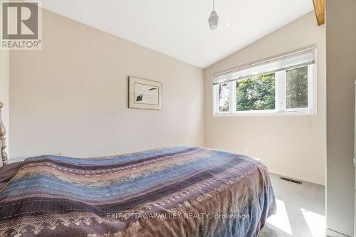 31 Claremount Road, Deep River, ON 