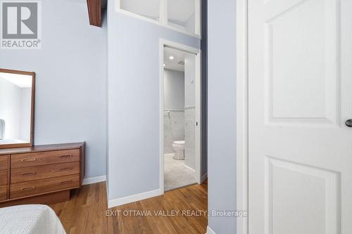 31 Claremount Road, Deep River, ON 