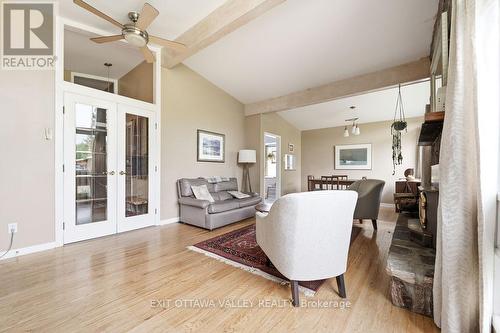 31 Claremount Road, Deep River, ON 