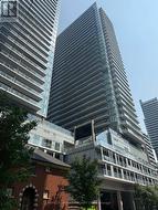 1614 - 195 REDPATH AVENUE  Toronto, ON M4P 0E4