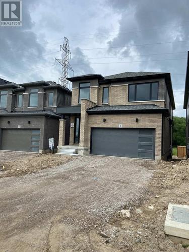 11 POETT AVENUE  Stratford, ON N5A 0M2