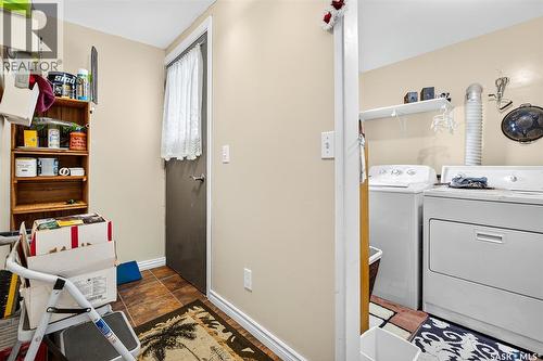 #B19       1455 9Th Avenue Ne, Moose Jaw, SK 