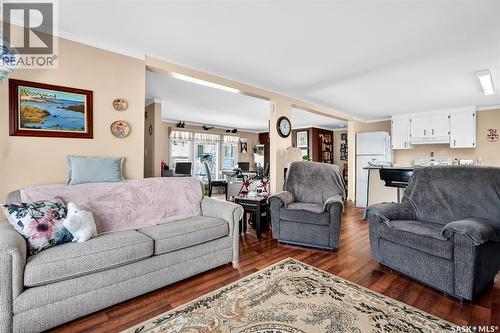 #B19       1455 9Th Avenue Ne, Moose Jaw, SK 