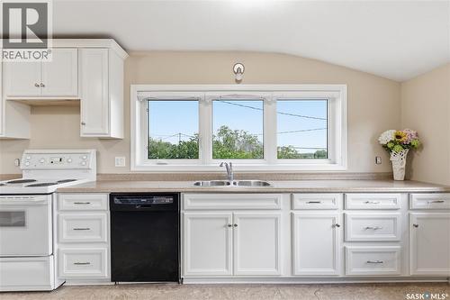 25 Qu'Appelle Drive W, Lumsden, SK 