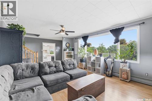 25 Qu'Appelle Drive W, Lumsden, SK 